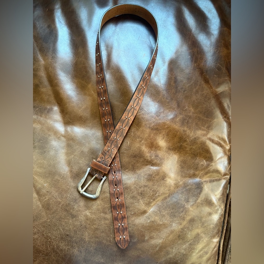 Brown Leather Women’s Belt